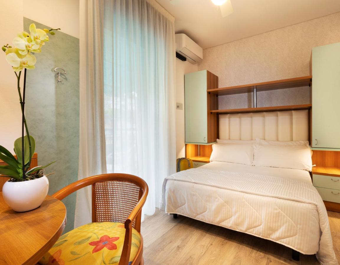 Hotel Castellucci Bellaria-Igea Marina Dış mekan fotoğraf